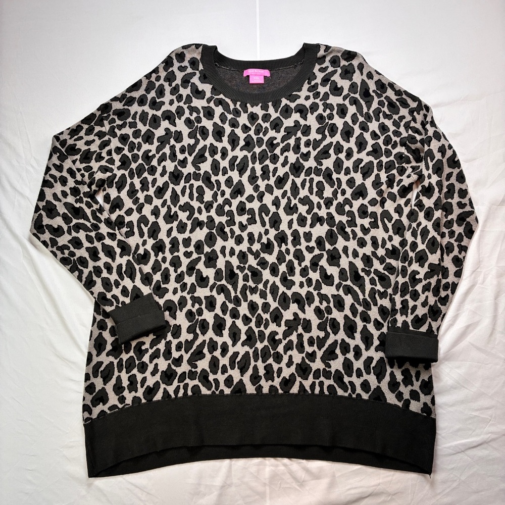 Isaac Mizrahi Black and Gray Leopard Print Sweater
